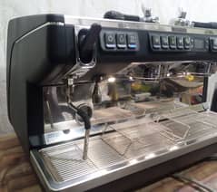 Nouve Simonelli Appia Life XT 2 Gr. Commercial Coffee Machine