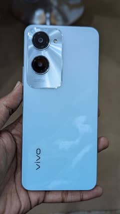 Vivo Y18