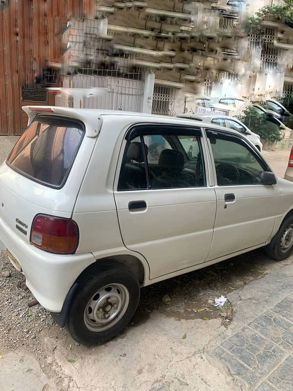 Daihatsu Cuore 2001 4