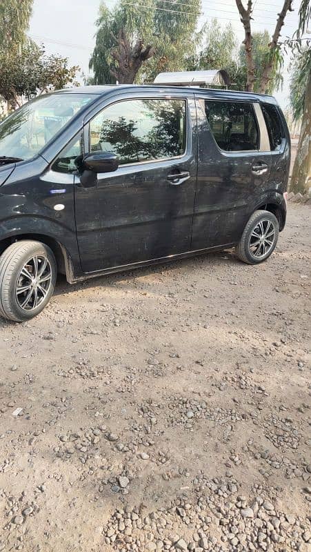 Suzuki Wagon R 2022 14