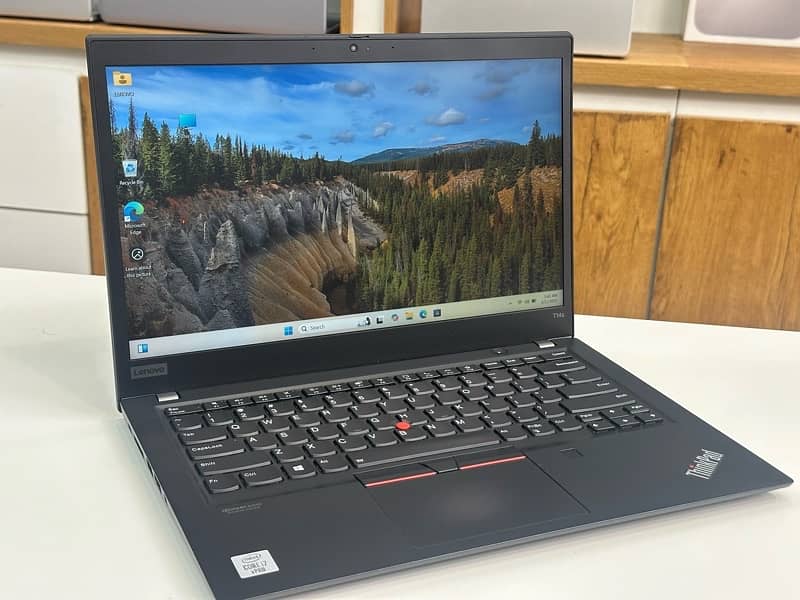 LENOVO THINKPAD T14s ( CORE-i7 - 10th GEN ) 16 GB RAM - 256 GB SSD 0