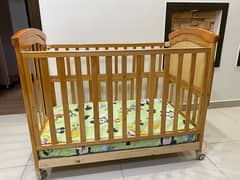 baby cot for sale