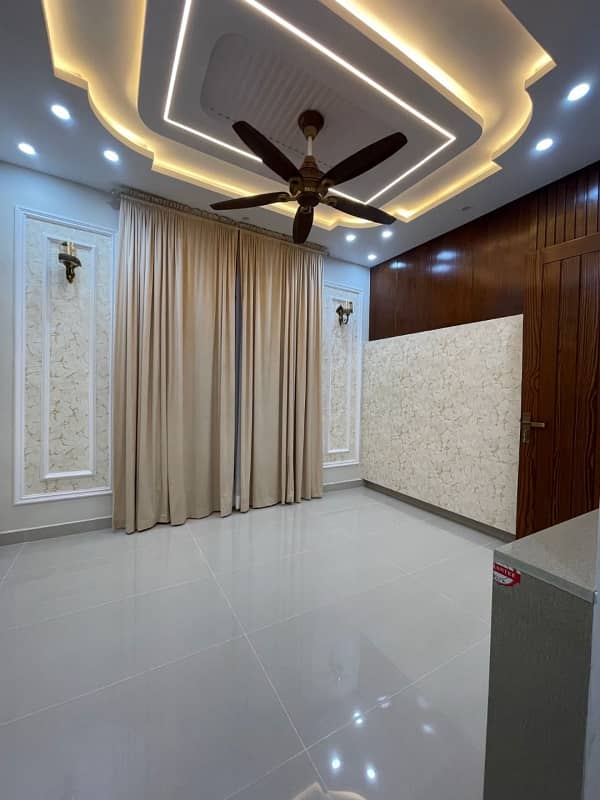 5 Marla House For Sale in Bahria Town Lahore. 8