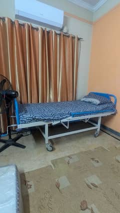 Patient Bed/ Hospital Bed/ Medical Bed/ Surgical Bed/ ICU Bed for sale