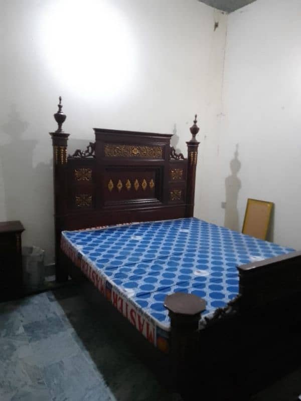 King Size Bed with side tables and dressing table 1