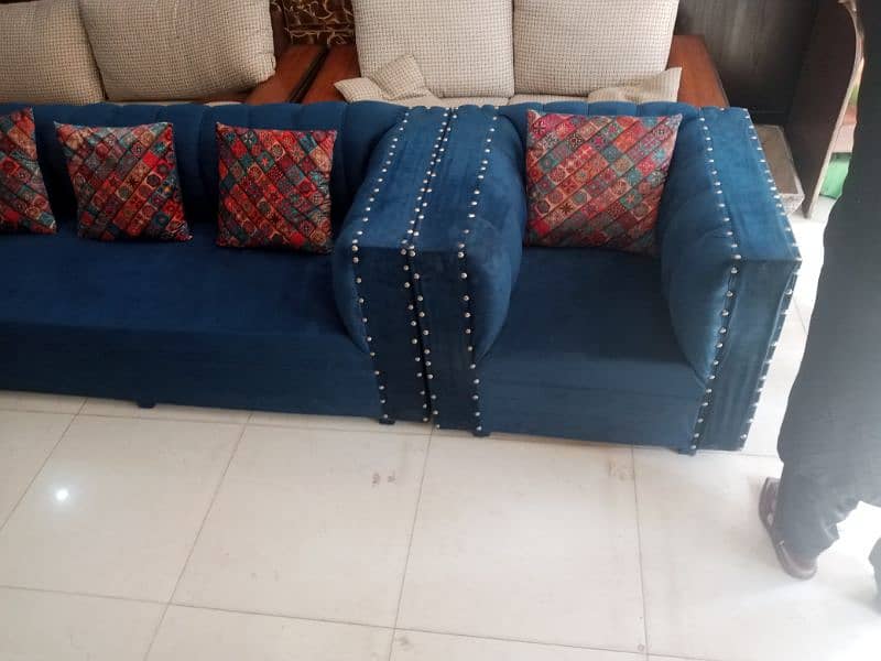 5 seetar sofa set available for sale 1