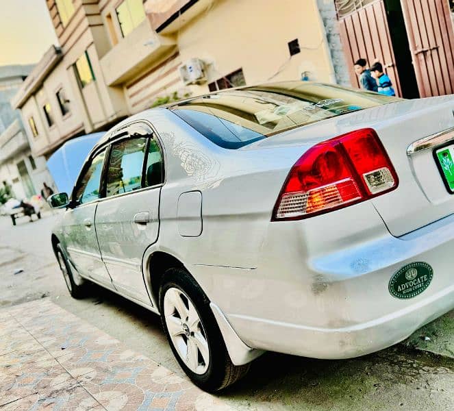 Honda Civic VTi 2004 family car neat and clean for sale 5