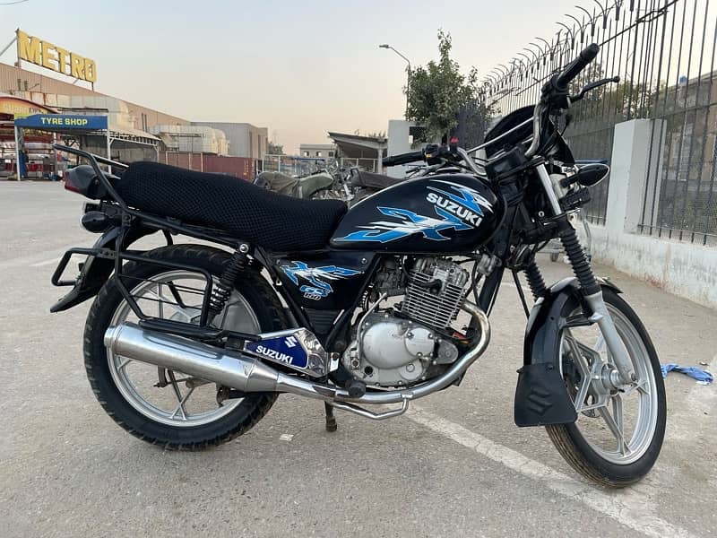 Suzuki GS 150SE 2018 2