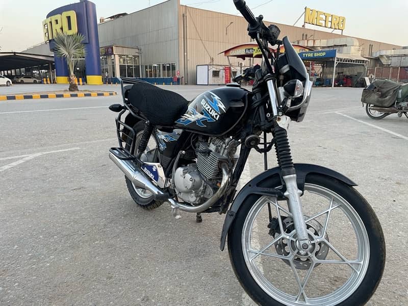 Suzuki GS 150SE 2018 3