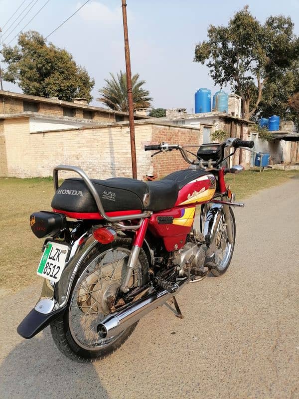 Honda CD70 2005 In Awesome condition 2