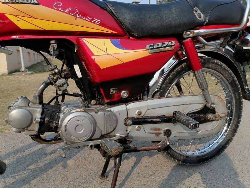 Honda CD70 2005 In Awesome condition 4