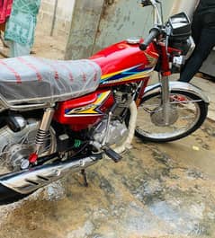 Honda 125 CG 2019 model for urgent sale