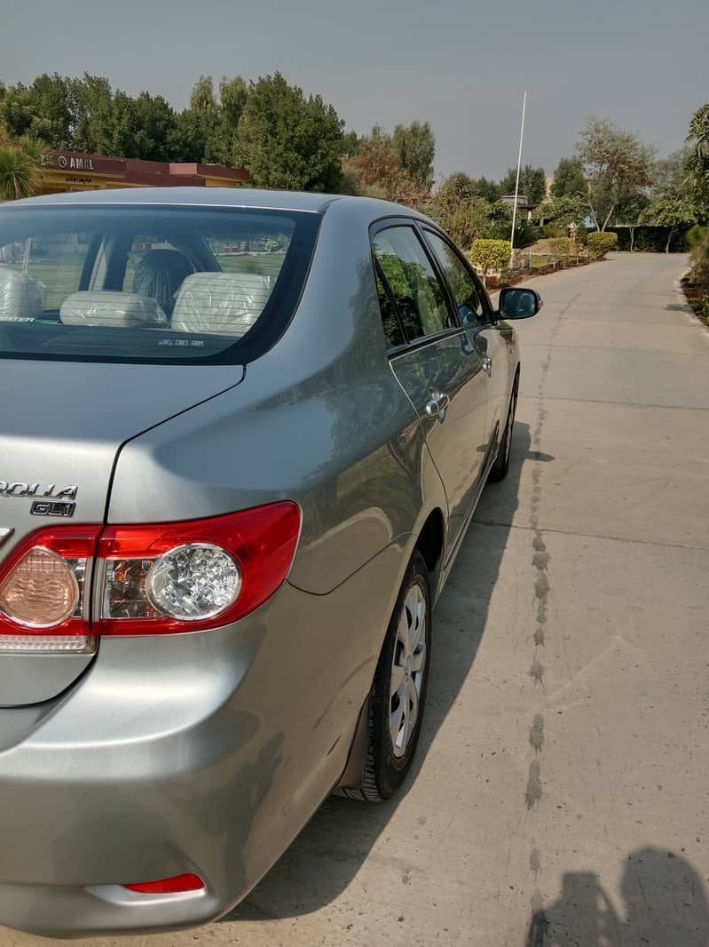 Toyota Corolla GLI 2014 3