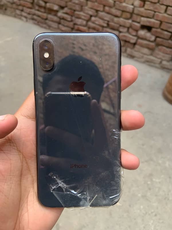 iPhone X 10/10 waterpacked urgent sale 1