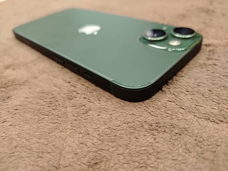 iPhone 13 jv green colour 2