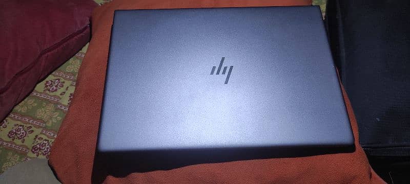 Hp Z Book 14u G5 4