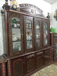 dressing table &showcase