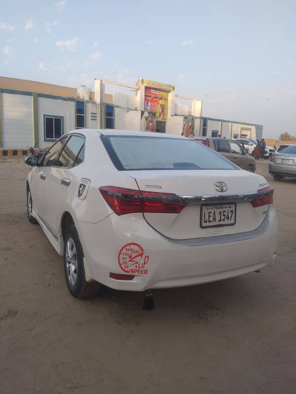 Toyota Corolla XLI 2015 4