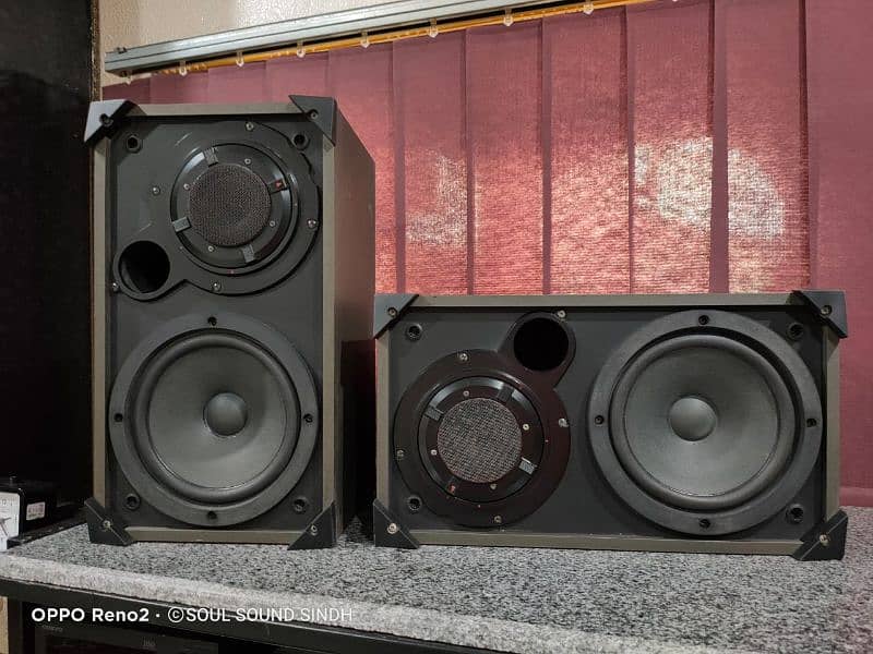 Pioneer Speakers CS-V11 150 Watts A1 condition 3