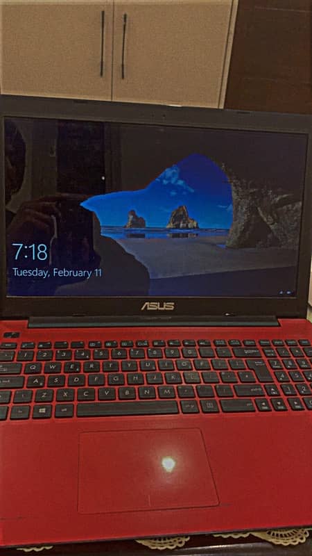 ASUS Laptop 0