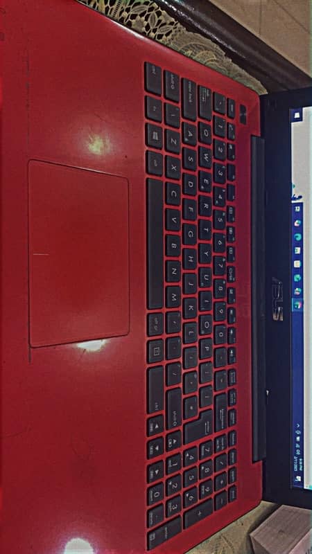 ASUS Laptop 2