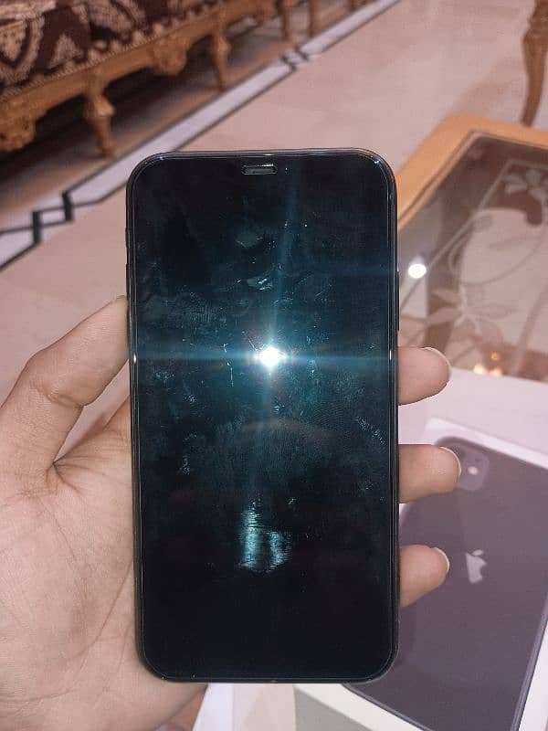 Iphone 11 64gb PTA APPROVED 2