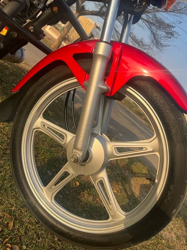 Suzuki GD 110s Red color 7