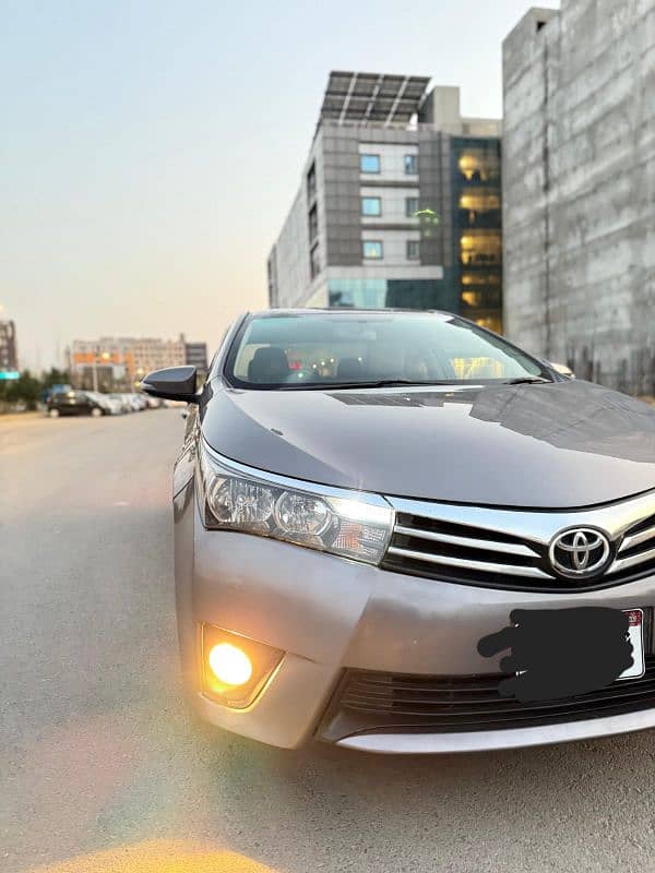 Toyota Corolla Altis 2016 in out class condition for sale in isb 7