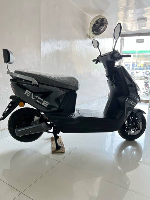 Evee GenZ Electric Scooter 4