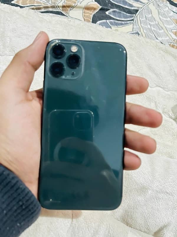 iPhone 11 Pro green color 0