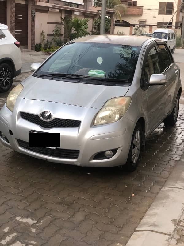 Toyota Vitz 2010 1