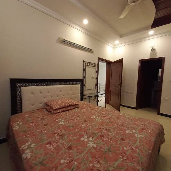 fully furnished house for rent in bahria Town rawalpindi 3