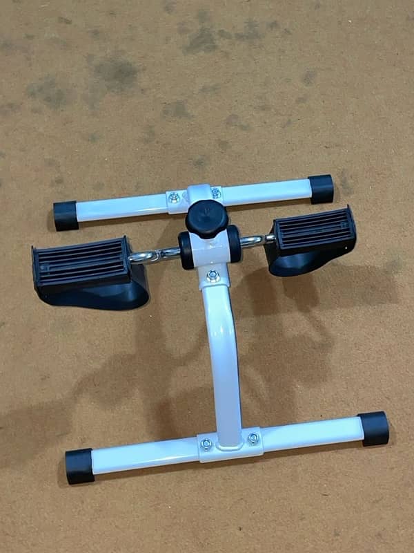 Mini Exercise bike (Box Pack) 4