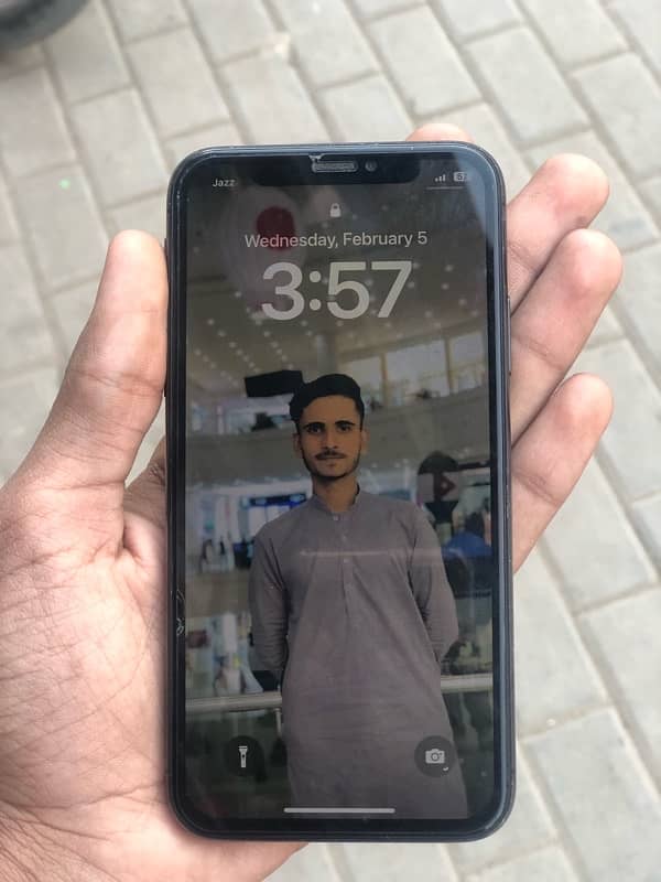 IPHONE x 64 gb PTA OFFICAL APPROVED 5