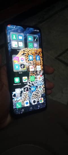 Infinix Hot 20 i