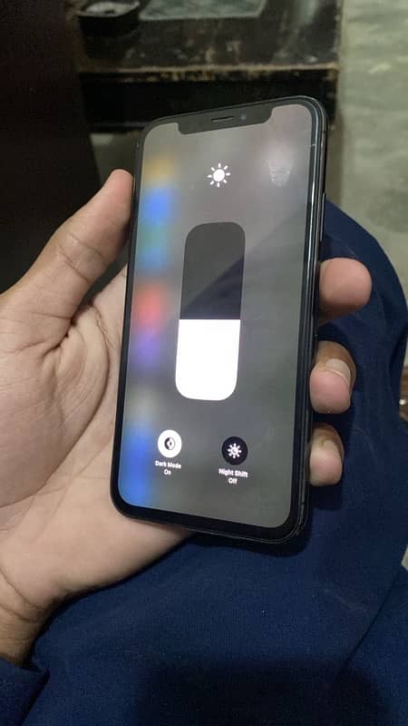 aoa iPhone X  256 gb ha set ko masla n ha 3