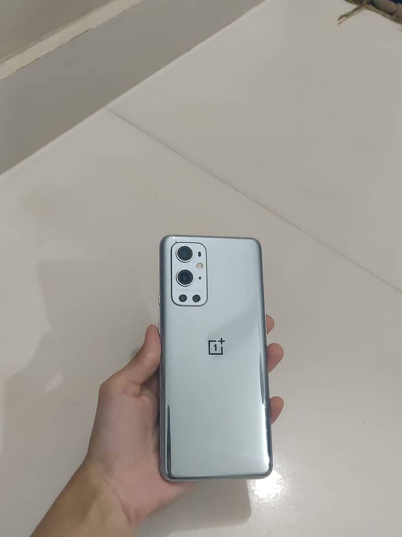 One Plus 9 Pro 0