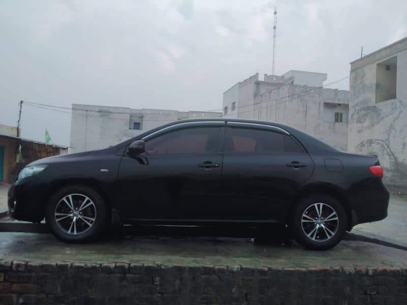 Toyota Corolla XLI 2011 3