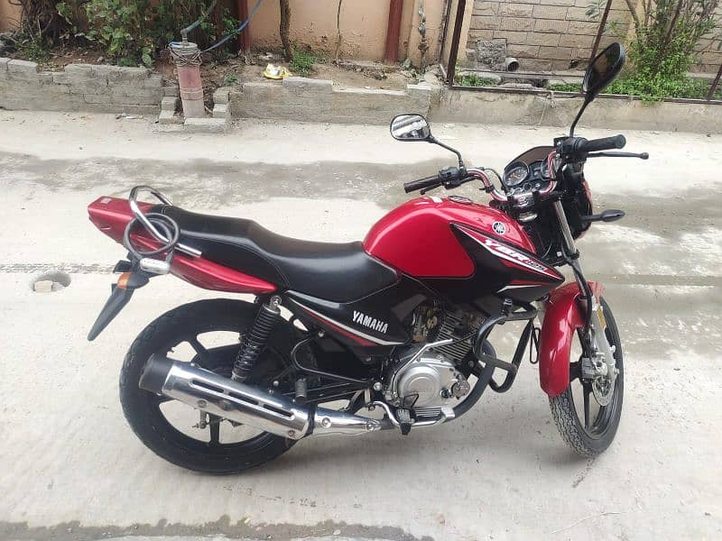 Yamaha YBR125 Bike Model 2021 1