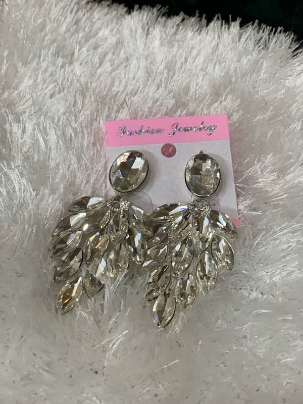 earrings at best price 0