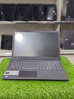 lenovo V130 i5 7th GEN 8GB Ram 256GB SSD!