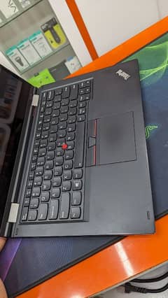 Thinkpad Yoga 370