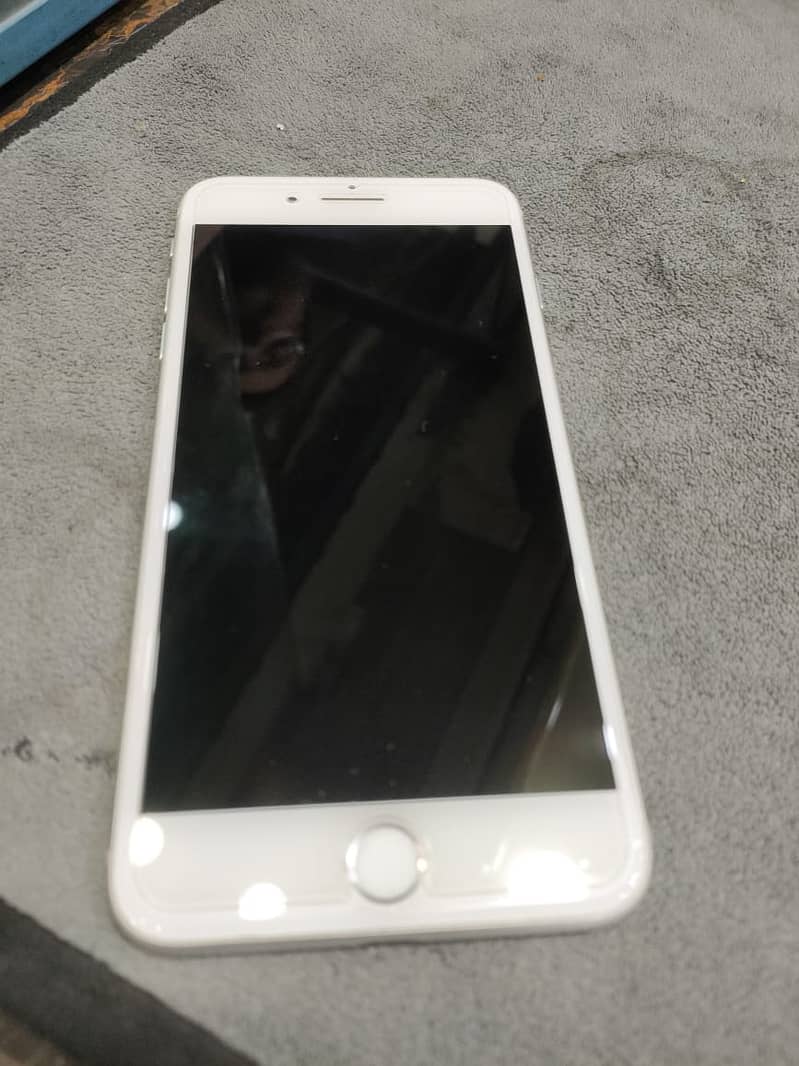 iPhone 8 Plus 64GB - 78% Battery Health - Water-Resistant - Used 0