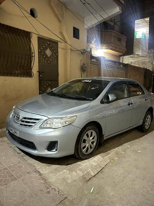 Toyota Corolla GLI 2013 full geniune 2