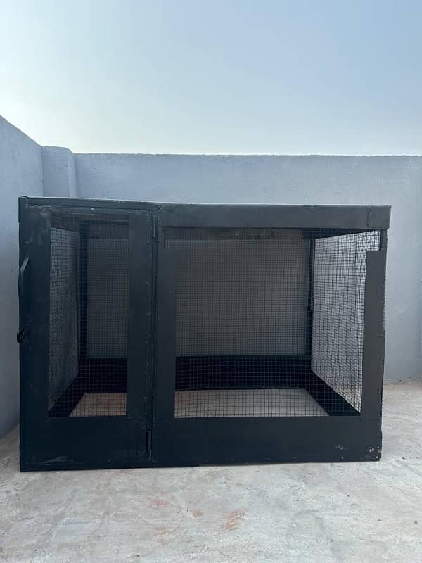 steel cage dimensions height : 3 width :4 0