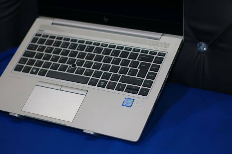 Hp elitebook i5 8thgen 10/10 condition 2