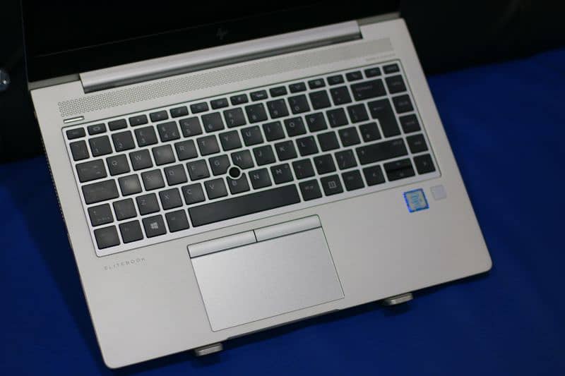 Hp elitebook i5 8thgen 10/10 condition 6