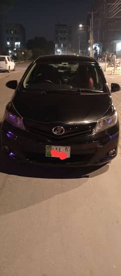 Toyota Vitz 2015