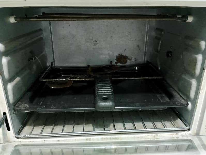 tooster oven maker 1