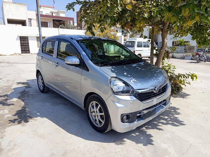 Daihatsu Mira 2014 1